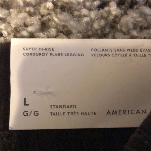 BIG ISO!!! AEO super high rise corduroy flare legging L / XL - Picture 3 of 6